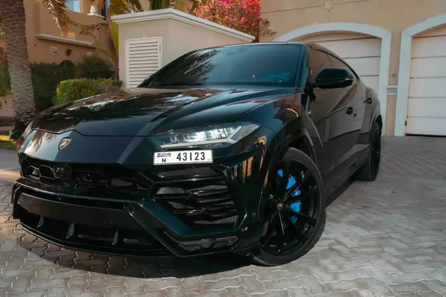 Rent Lamborghini Urus Dubai