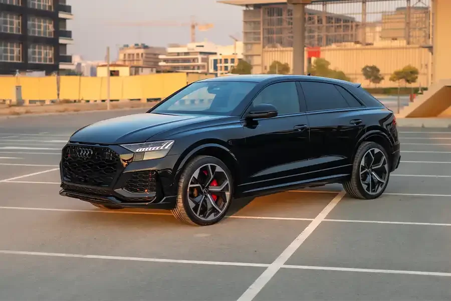 Rent audi Rsq8 Dubai